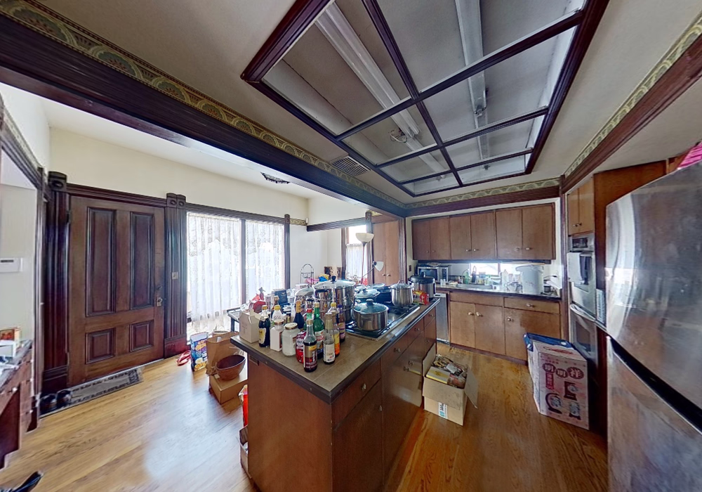 Kitchen before renovation